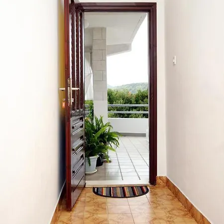 With A Parking Space Zavalatica, Korcula - 4420 *