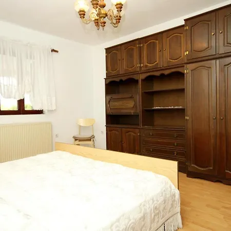 شقة With A Parking Space Zavalatica, Korcula - 4420 *